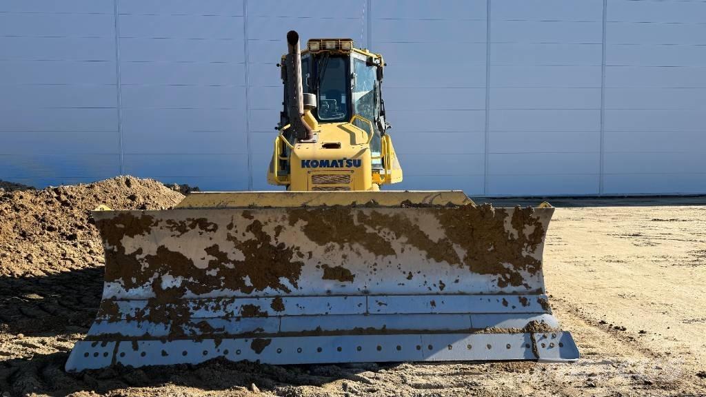 Komatsu D 61 PXI-23 Dozer cingolati