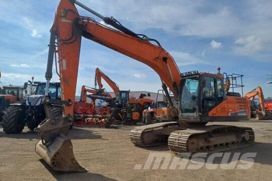 Develon DX225LC-5 Escavatori cingolati