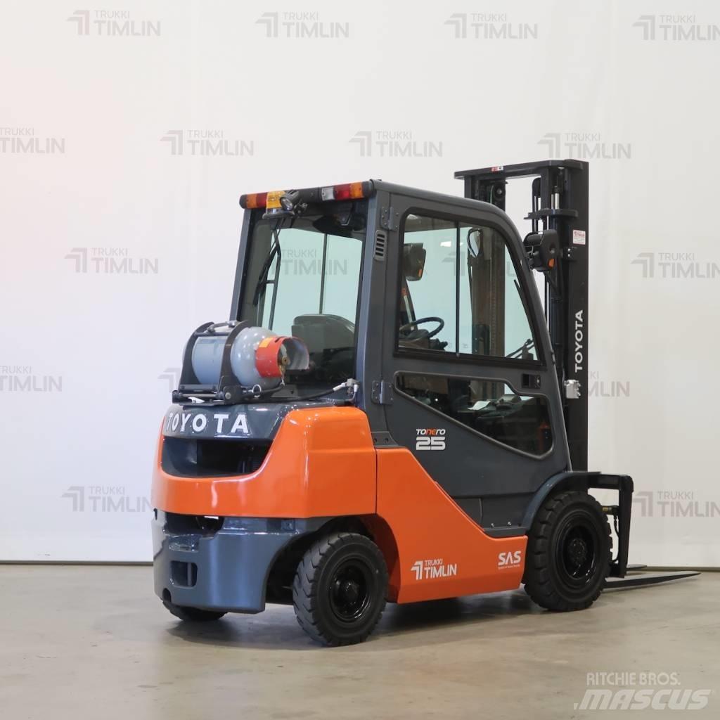 Toyota 02-8FGF25 Carrelli elevatori GPL