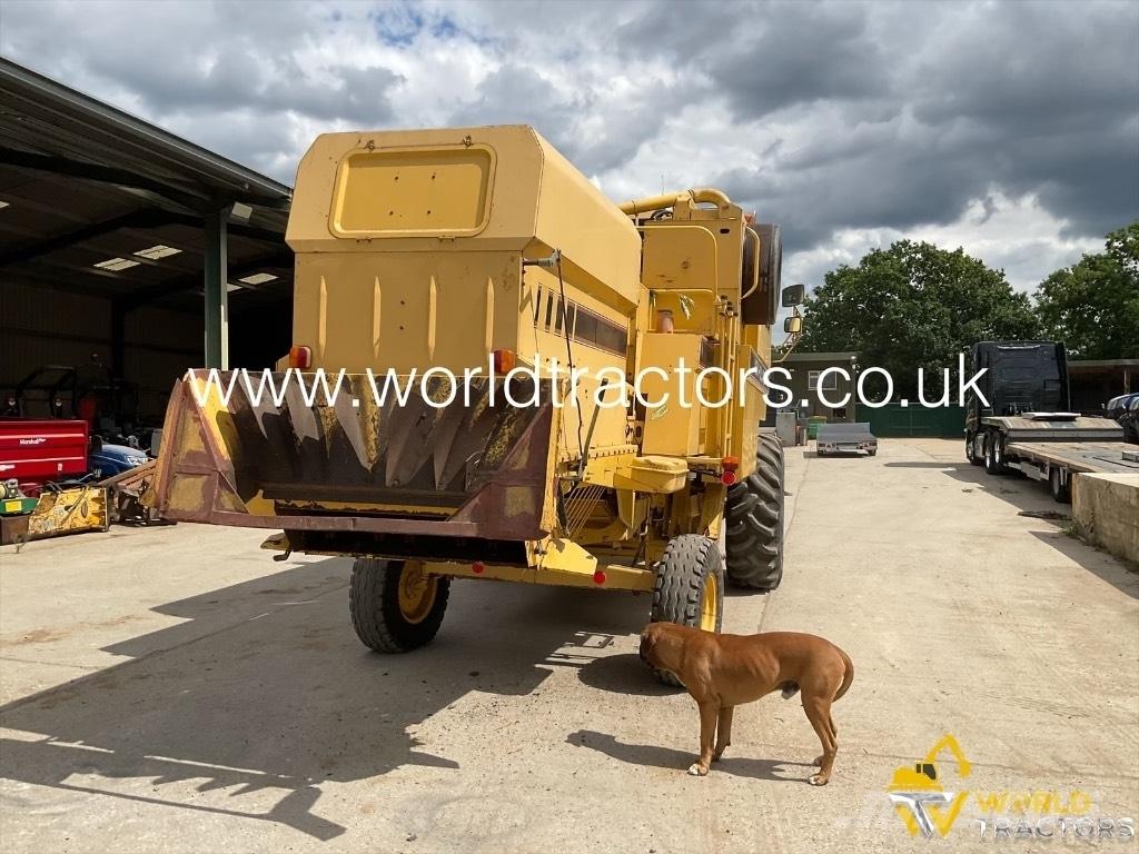 New Holland TC 54 Mietitrebbiatrici