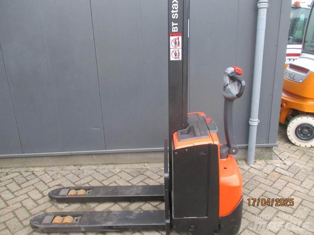 BT SWE 080L Transpallet uomo a terra