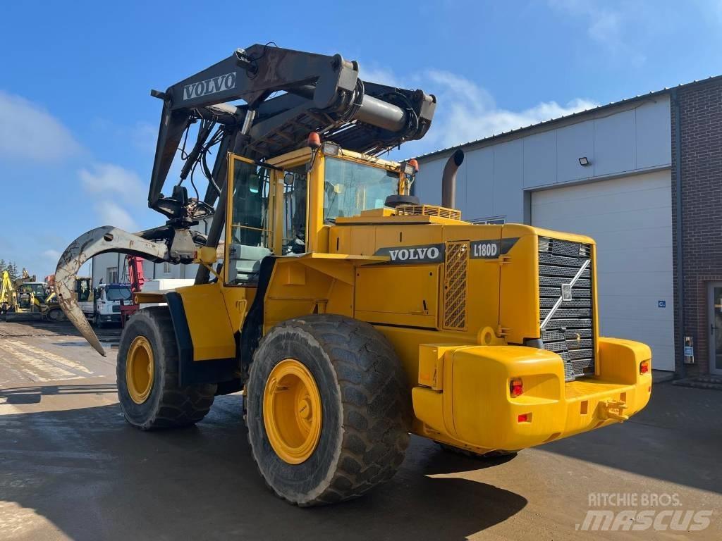 Volvo L 180 D Pale gommate