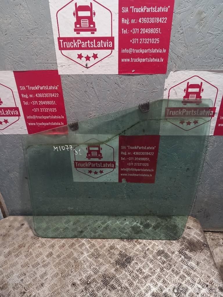 MAN TGA  81626450037 Cabine e interni