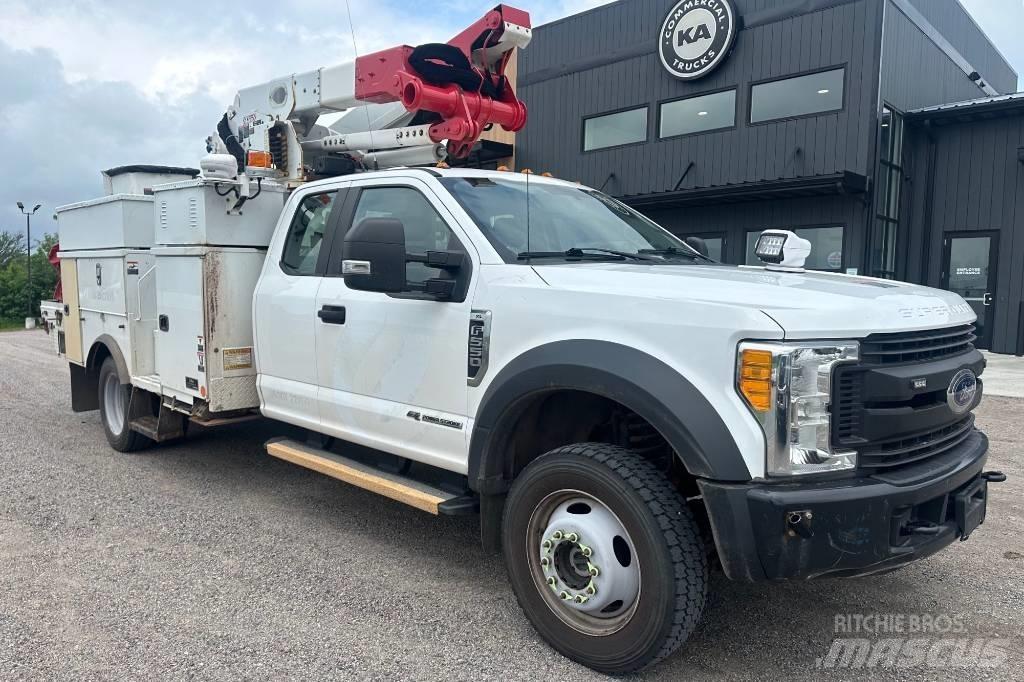 Ford F 550 XL SD Piattaforme autocarrate