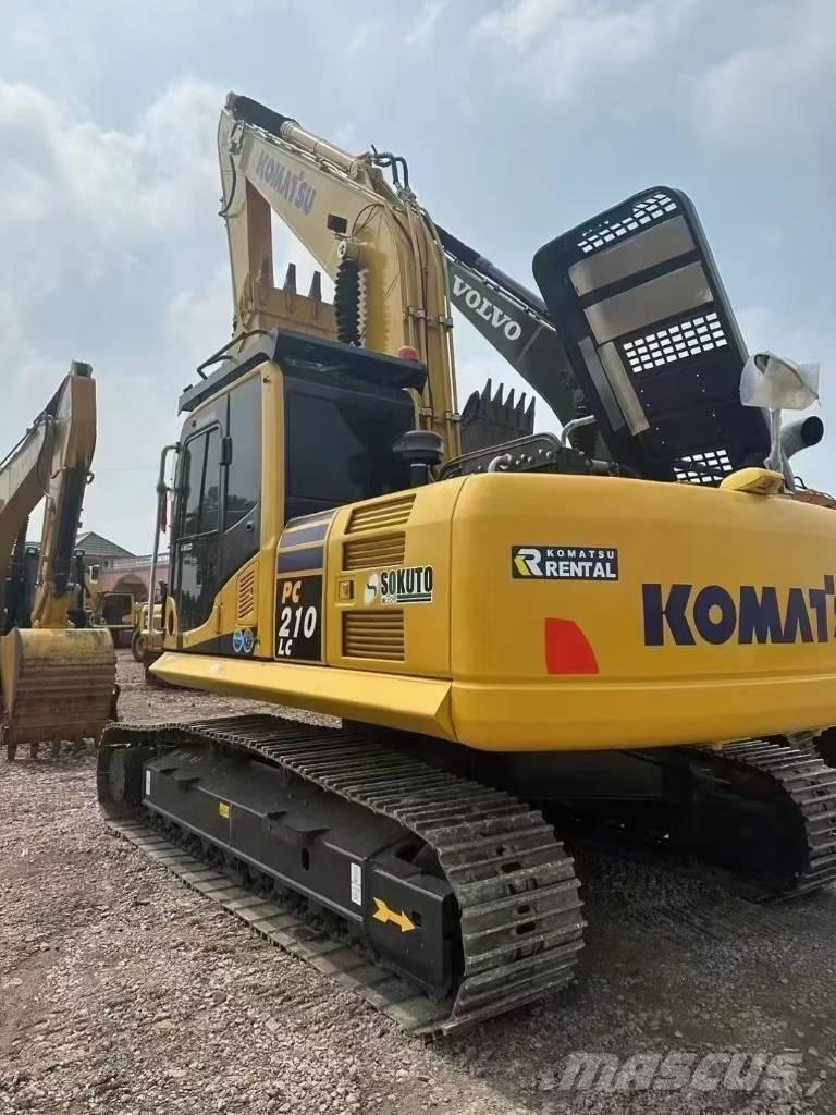 Komatsu 210-8 Escavatori cingolati