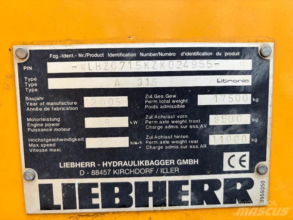Liebherr A316 Escavatori gommati