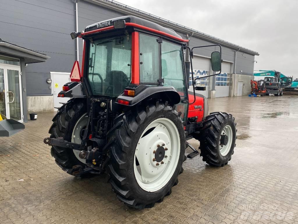 Valtra 700-4 Trattori