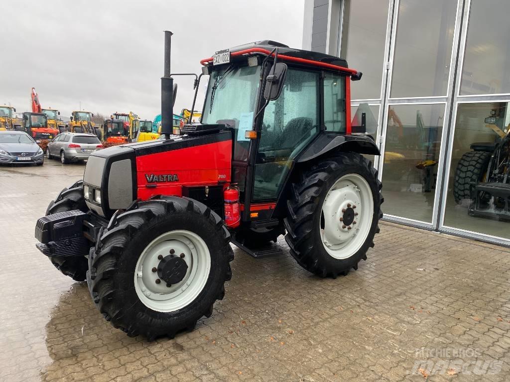 Valtra 700-4 Trattori