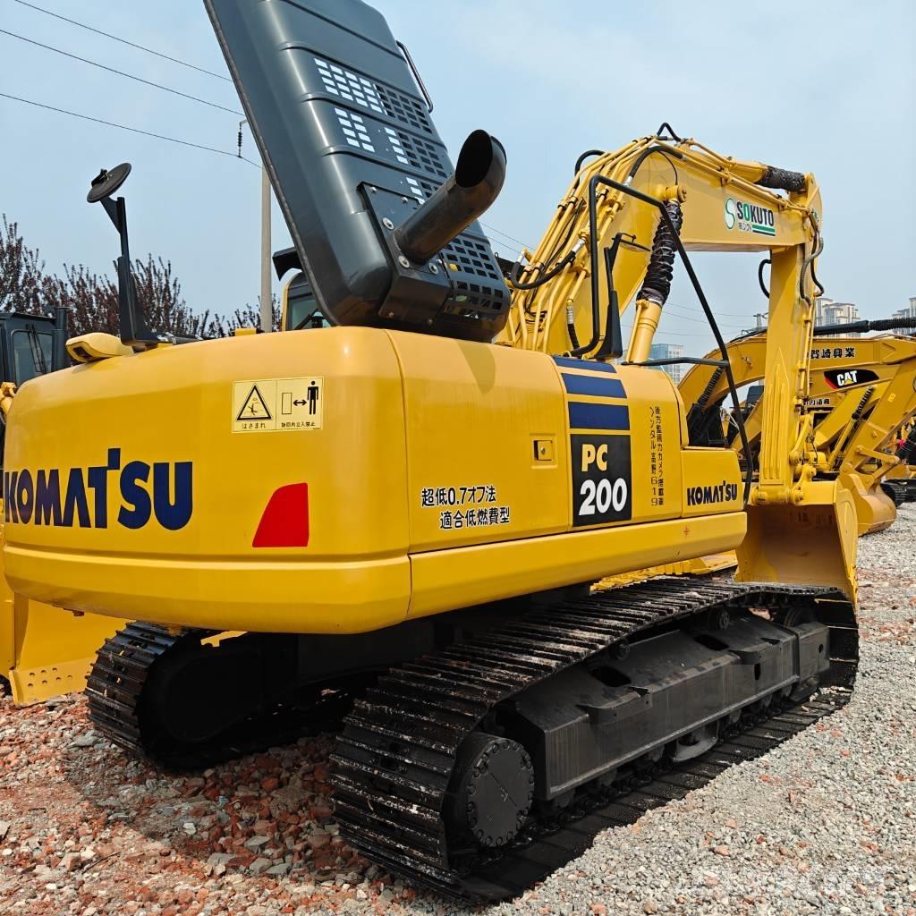 Komatsu 200-8 Escavatori cingolati