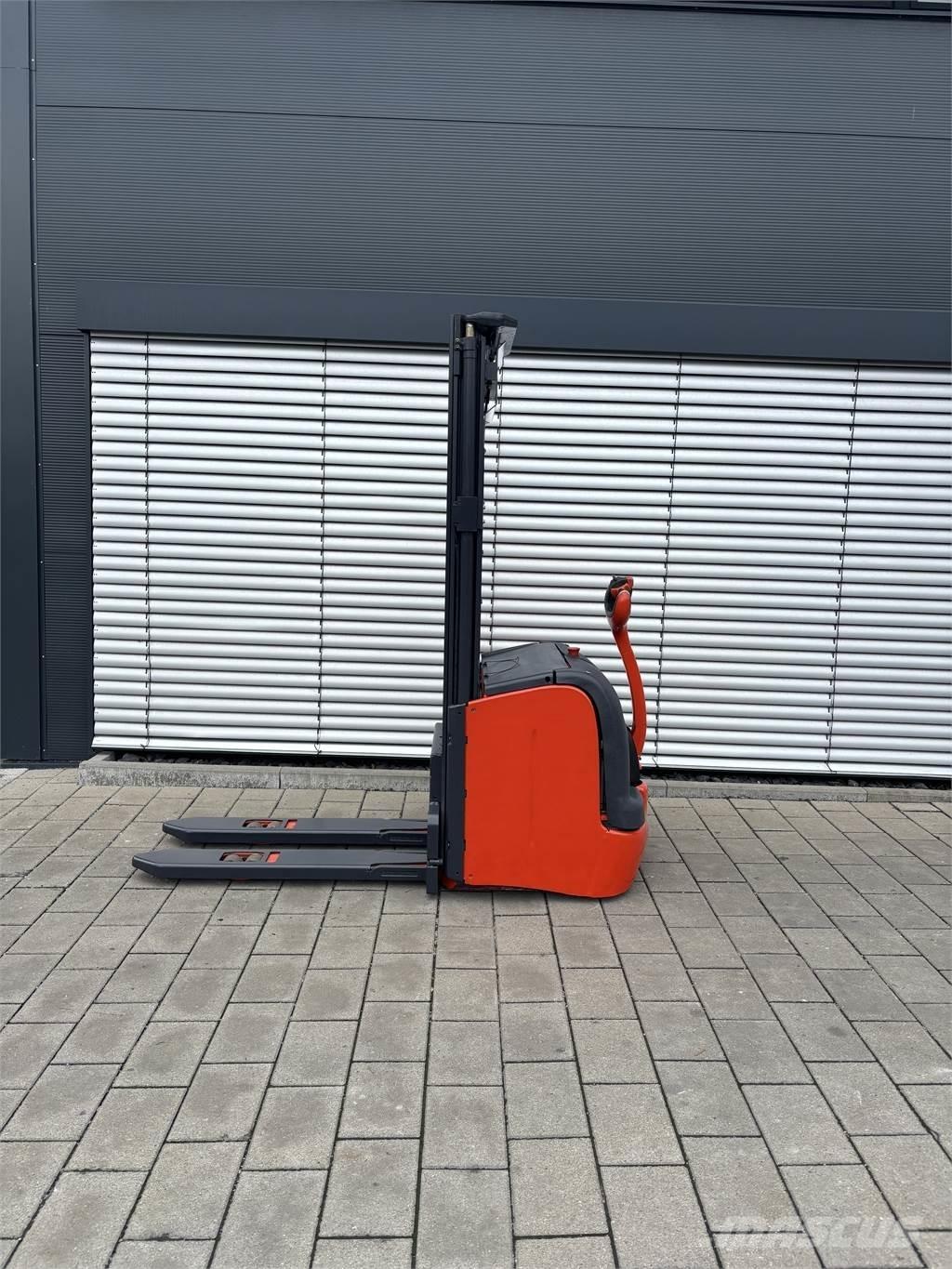Linde L16 Carelli stoccatori  automatici-usati
