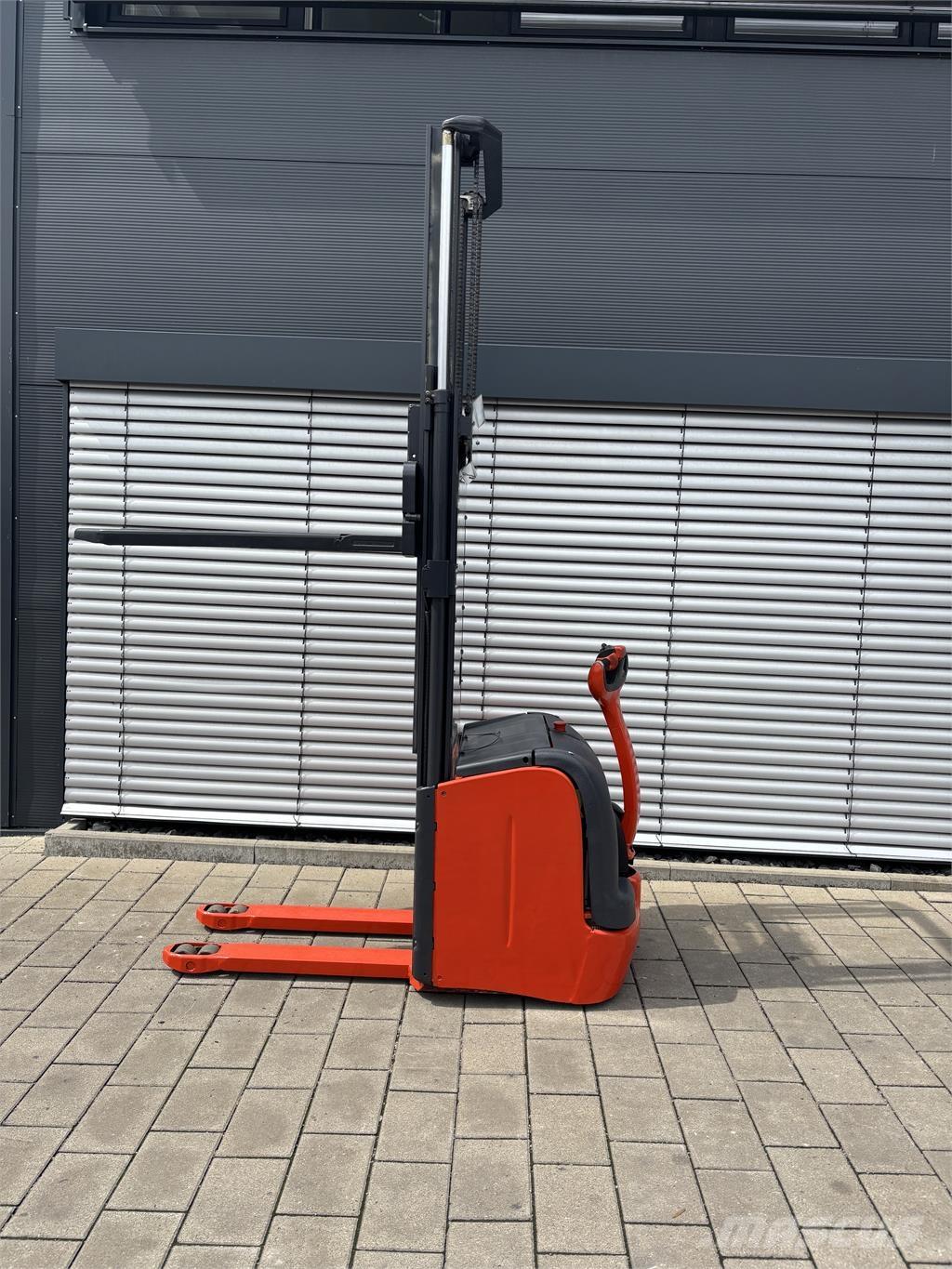 Linde L16 Carelli stoccatori  automatici-usati