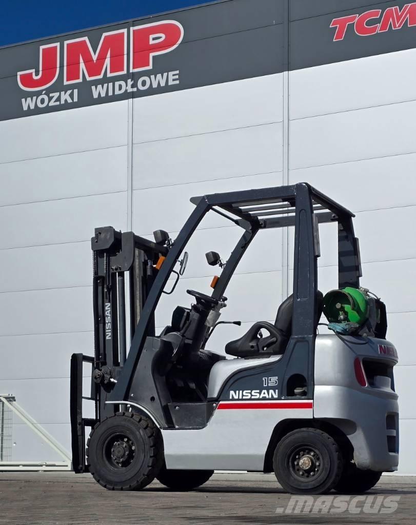 Nissan L01A15 Carrelli elevatori GPL