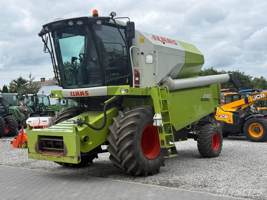 Claas Avero 240 Mietitrebbiatrici