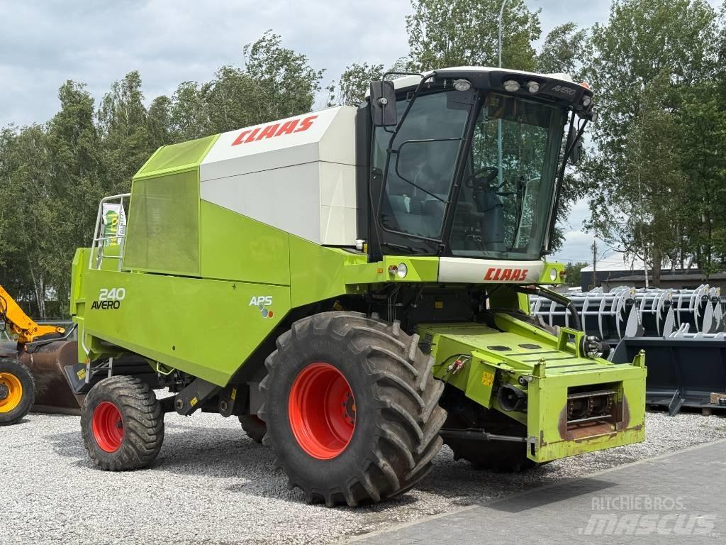 Claas Avero 240 Mietitrebbiatrici