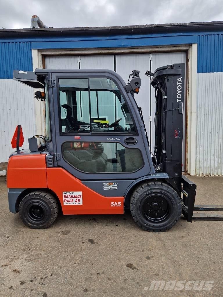 Toyota 8 FDJF 35 Carrelli elevatori diesel