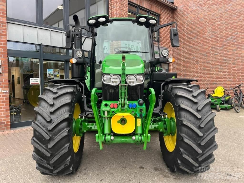 John Deere 6120M Trattori
