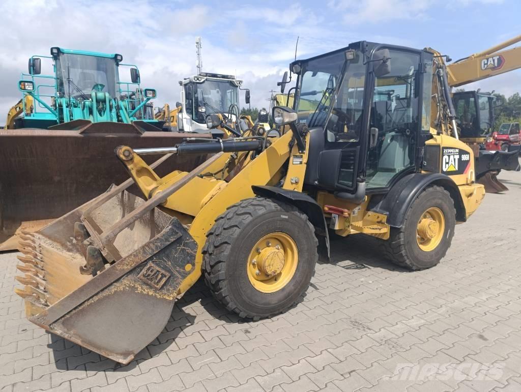 CAT 906 H Pale gommate