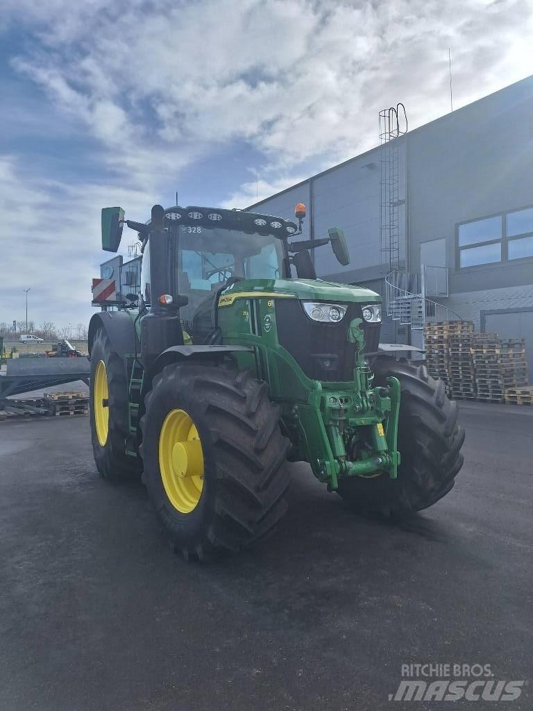 John Deere 6R250 Trattori