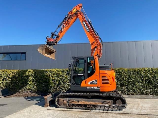 Doosan DX140 LCR-5 Escavatori cingolati