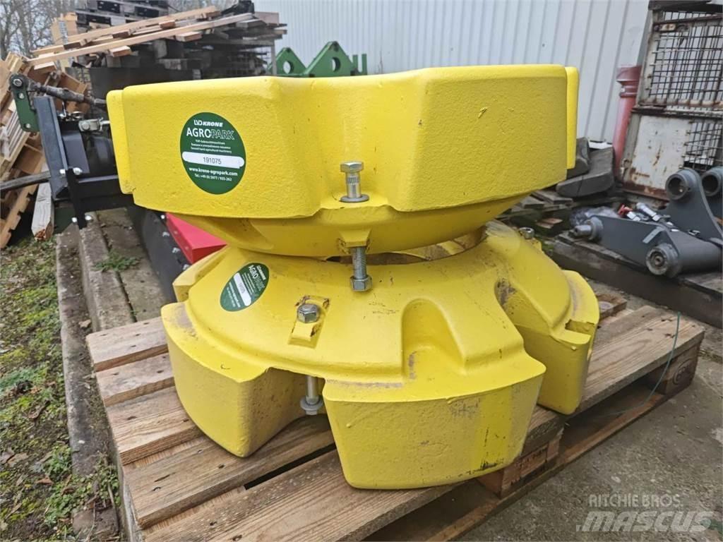 John Deere 620 kg Altri accessori per trattori