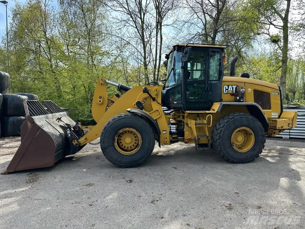 CAT 938 M Pale gommate