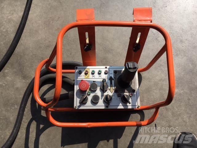 JLG SL245-12 Piattaforme a pantografo
