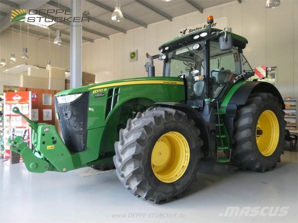 John Deere 8370R Trattori