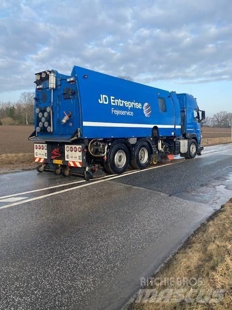 Volvo FM 500 Autocarro spazzatrice