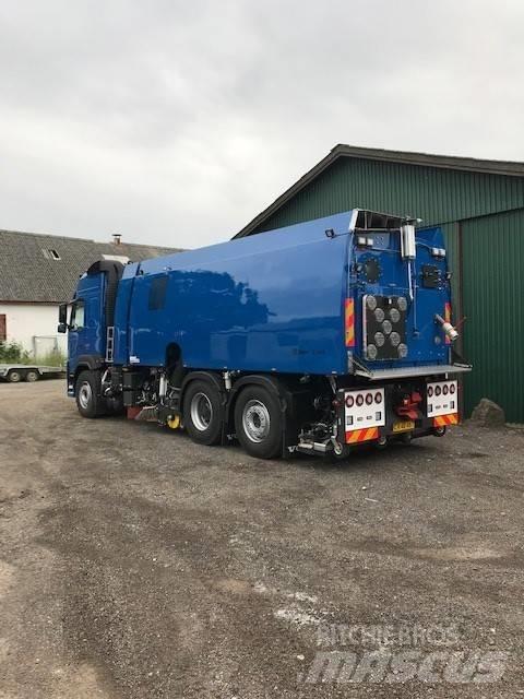 Volvo FM 500 Autocarro spazzatrice
