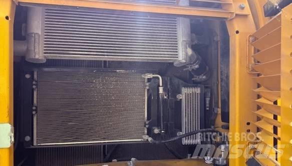 Komatsu PW 180-10 Escavatori gommati