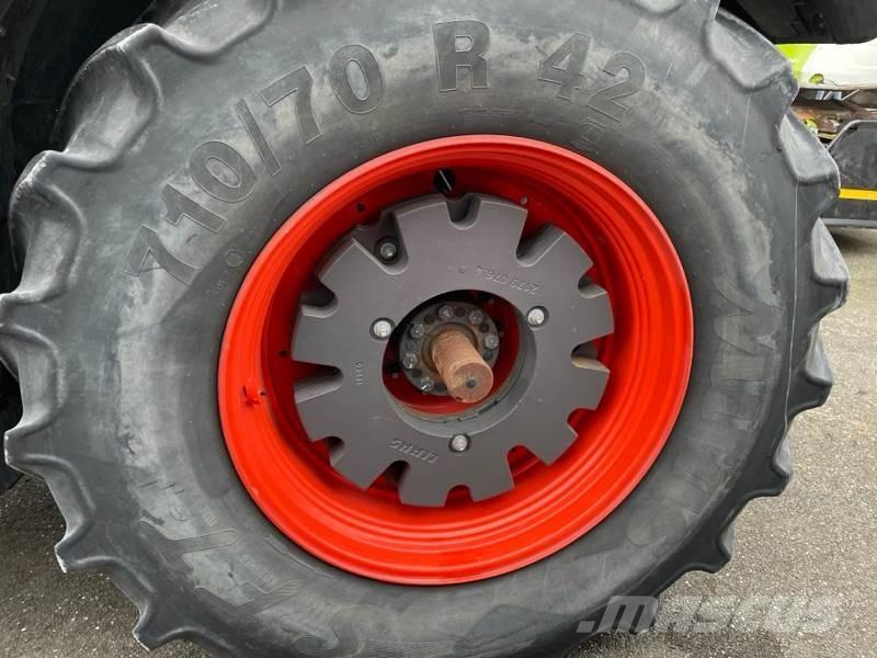 CLAAS Axion 870 Trattori