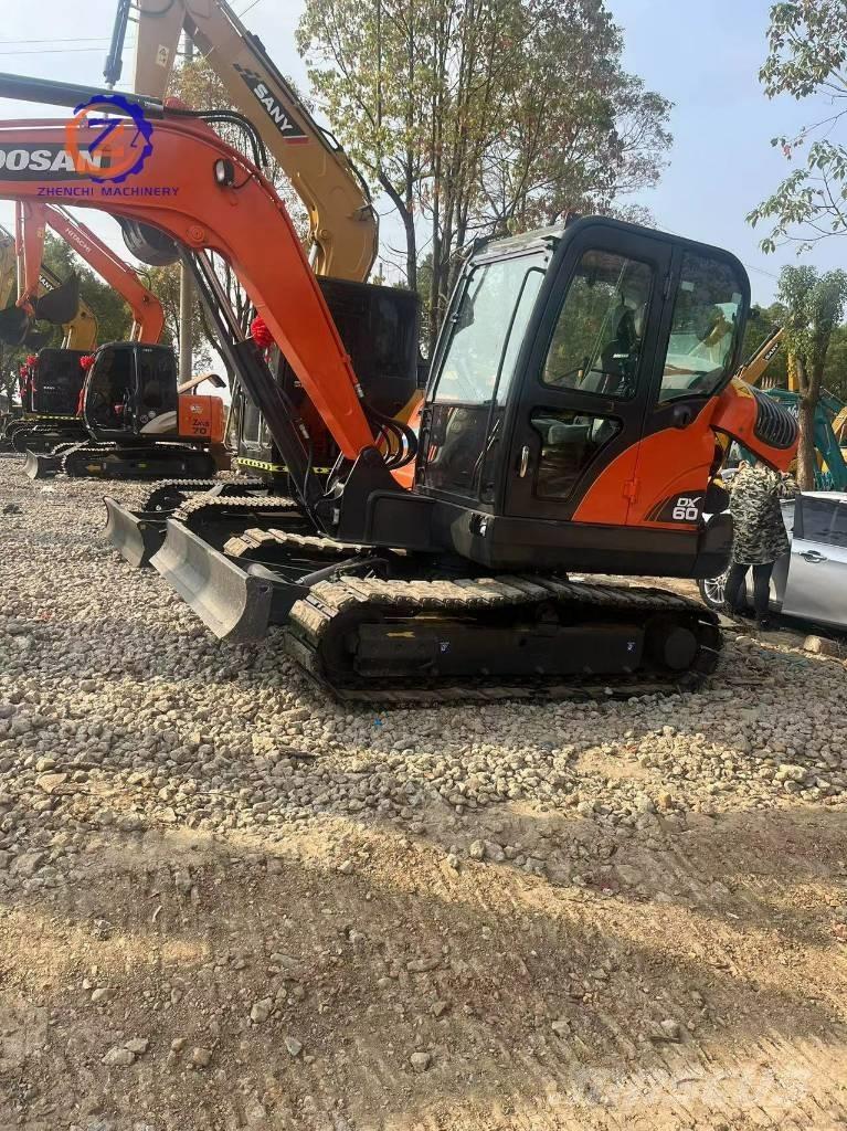 Doosan DX 60 Miniescavatori