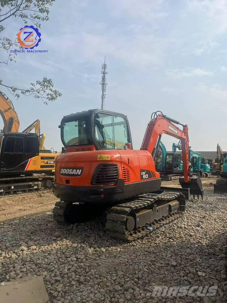 Doosan DX 60 Miniescavatori