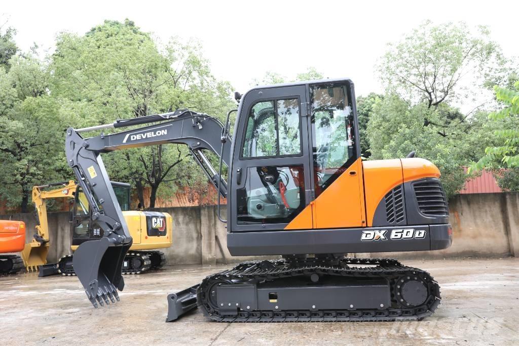 Develon DX 60 D Escavatori gommati