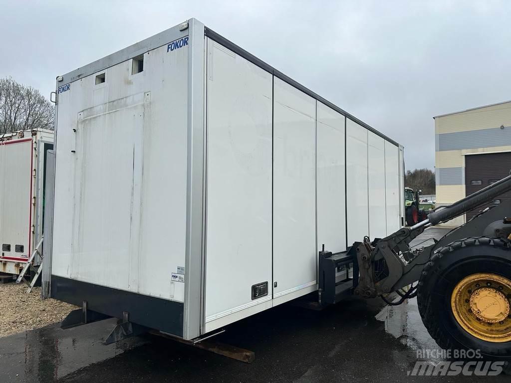 Box SIDE OPENING Pompe per calcestruzzo carrellate