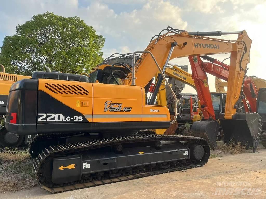 Hyundai R220LC-9S Escavatori cingolati