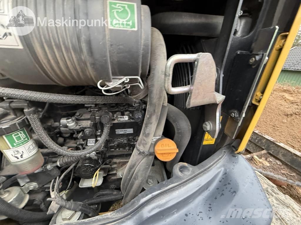 Komatsu PC 26 MR-3 Miniescavatori