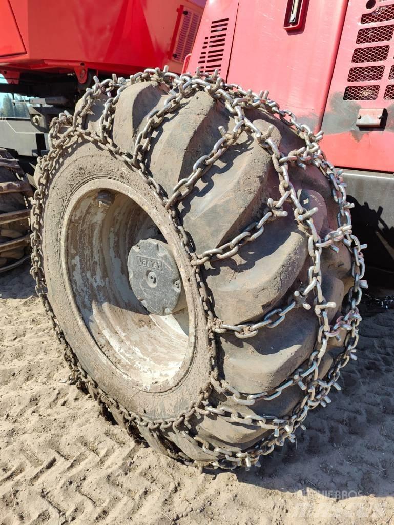 Komatsu 901 TX Abbattitrici, Disboscatrici