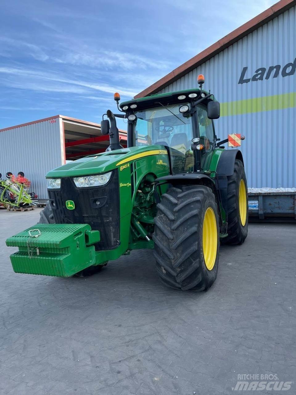 John Deere 8345R Trattori