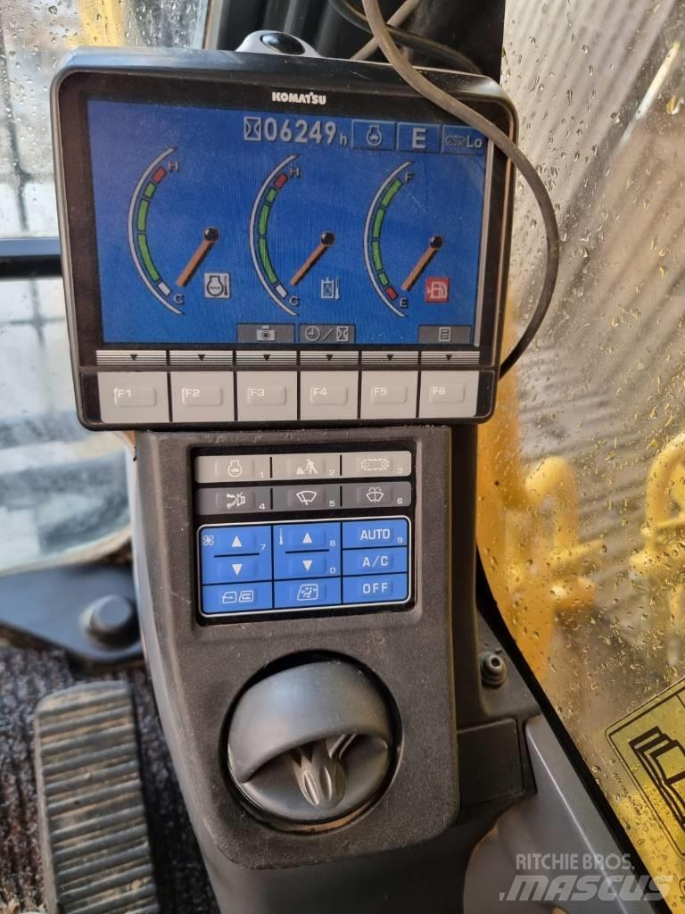 Komatsu PC 210-8 Escavatori cingolati