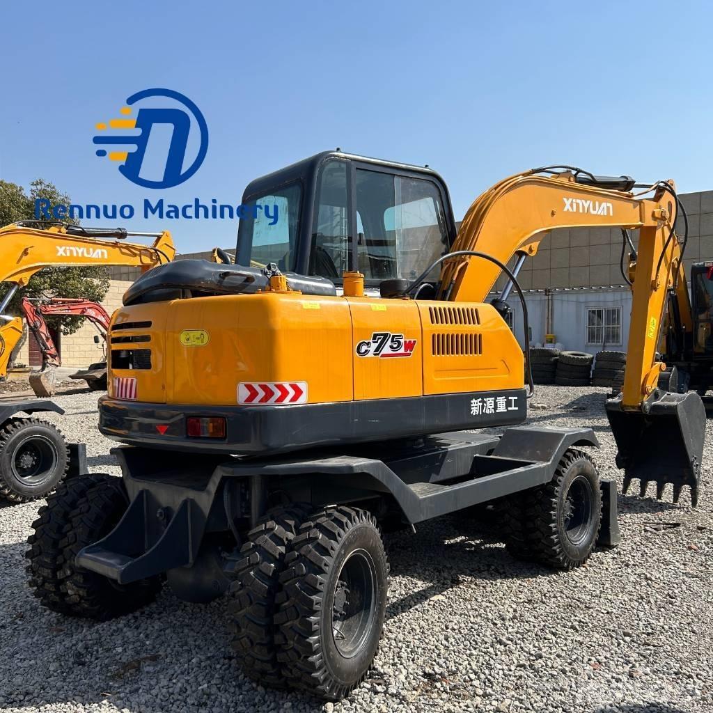Xinyuan C75W Escavatori gommati