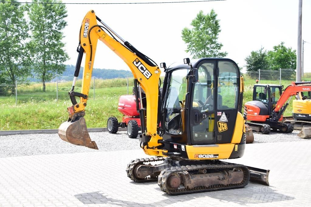JCB 8026 CTS Miniescavatori