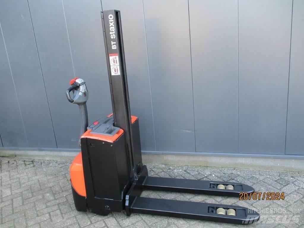BT SWE 080L Transpallet uomo a terra
