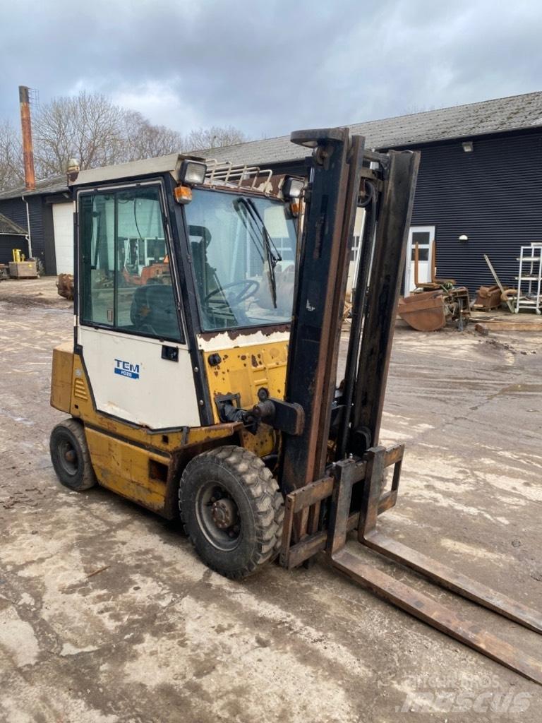 TCM FD 25 Carrelli elevatori diesel