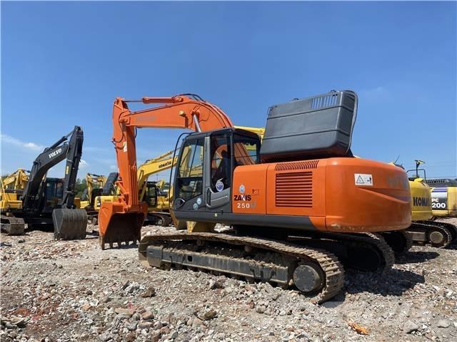 Hitachi ZX 250 Escavatori cingolati