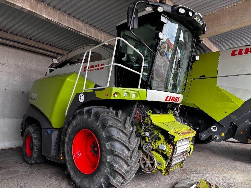 CLAAS Jaguar 850 Trince semoventi