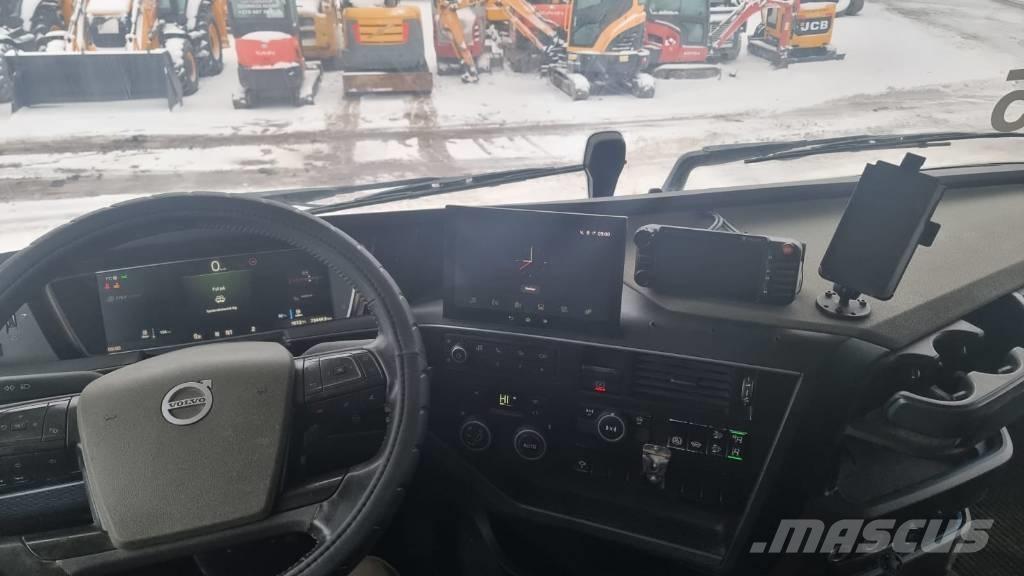 Volvo FH 540 Camion con cassone scarrabile