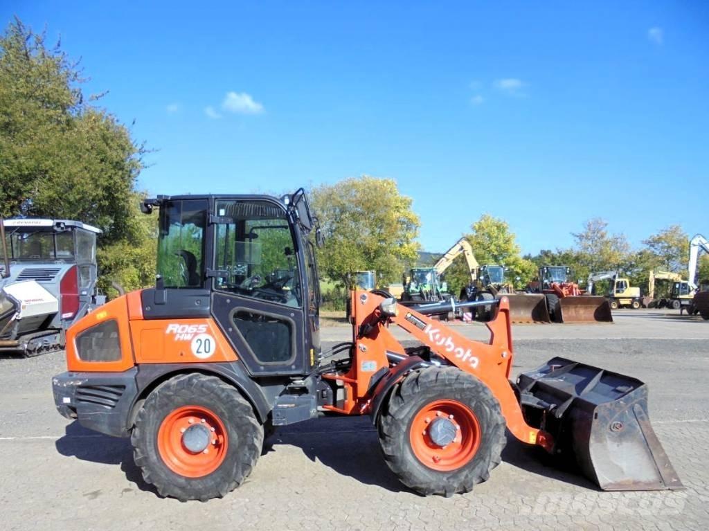 Kubota R 065 Pale gommate