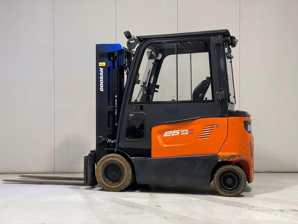 Doosan B25X-7 Carrelli elevatori elettrici