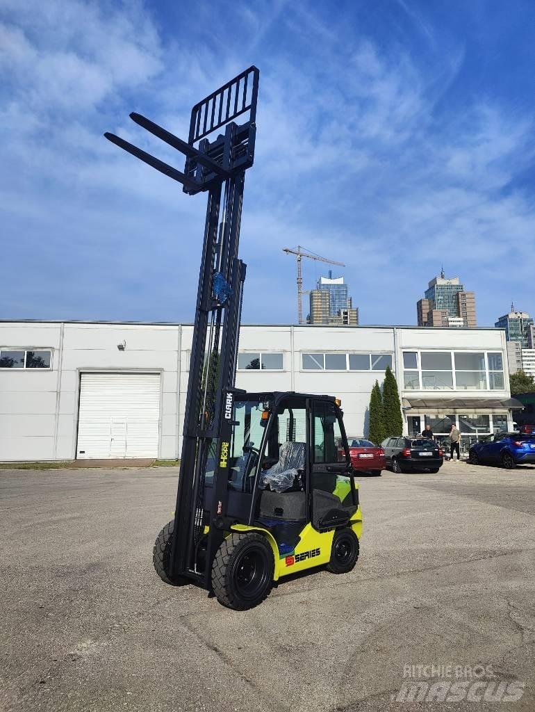 Clark S-35D Carrelli elevatori diesel
